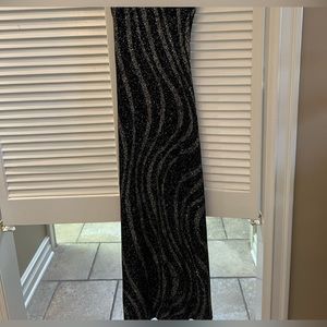 Sparkling long evening dress to celebrate Small